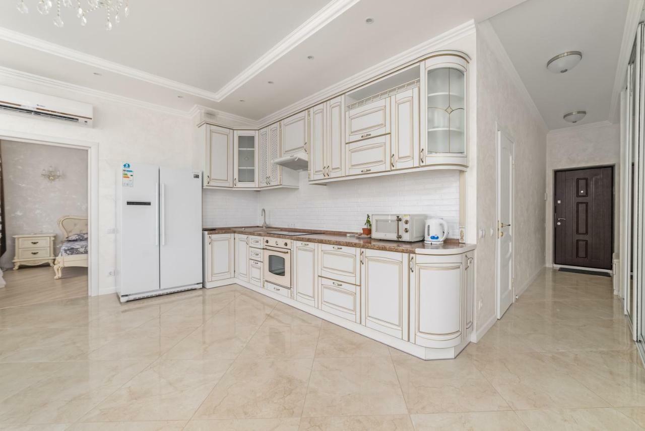 Vip Level Sea View Apartment Odessa Eksteriør billede